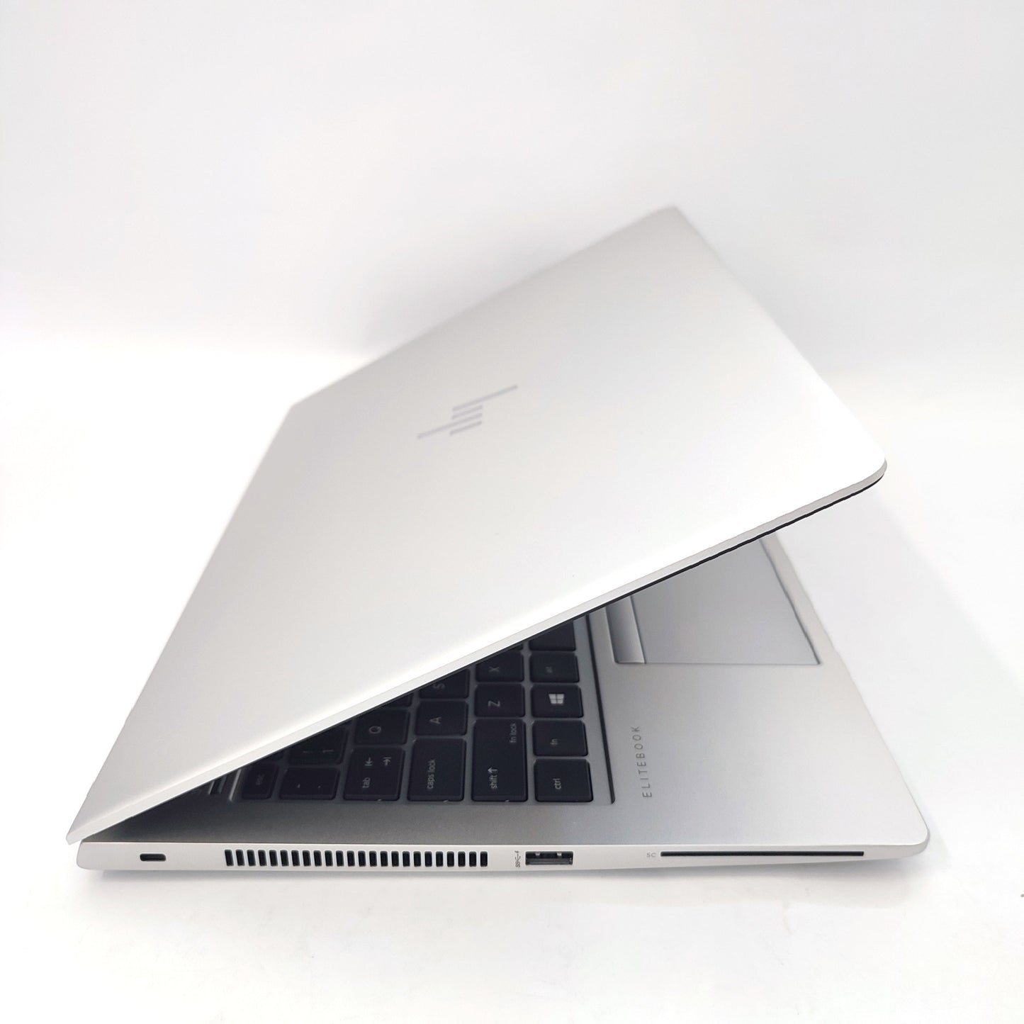 HP EliteBook 840 G5/i5-8350U/16GB/240GB SSD/Intel HD Graphics/14″ FHD/ID: 121801