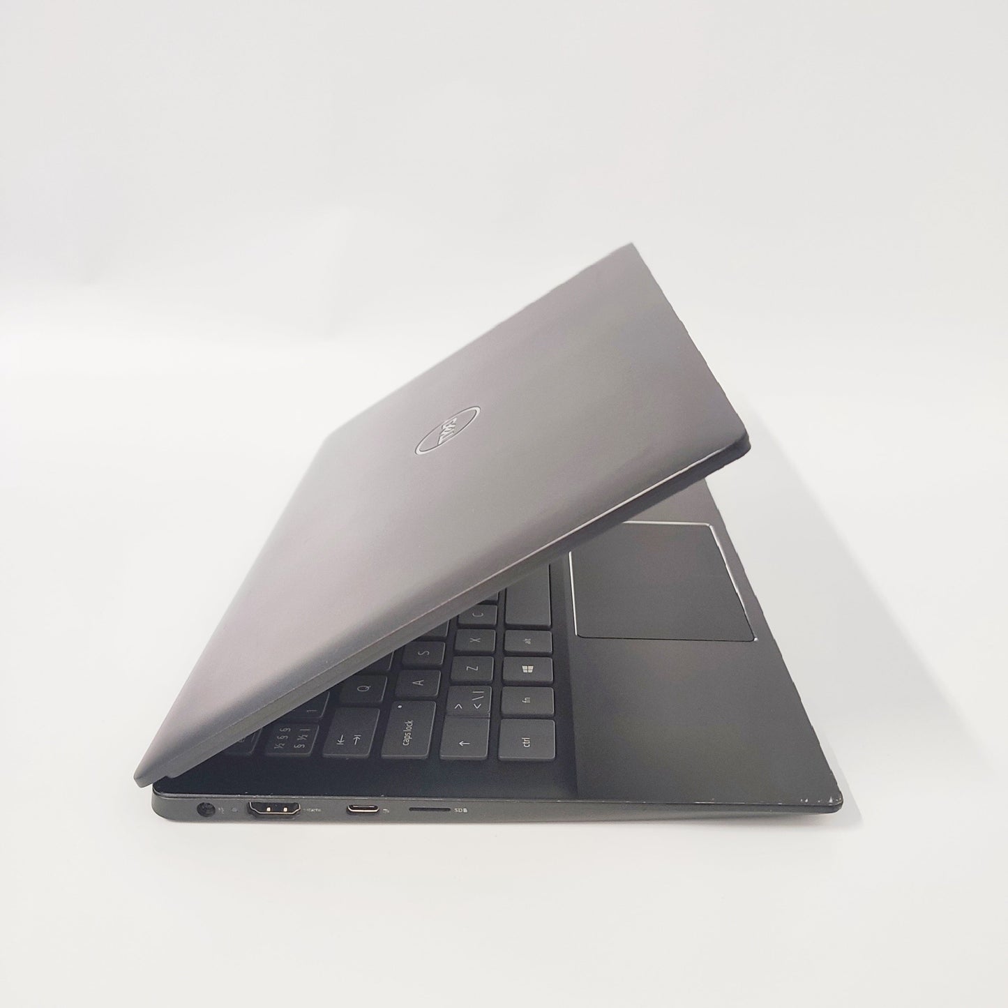DELL Latitude 3301/i5-8250U/8GB/240GB SSD/Intel HD Graphics/13.3″ FHD/ID: 13390