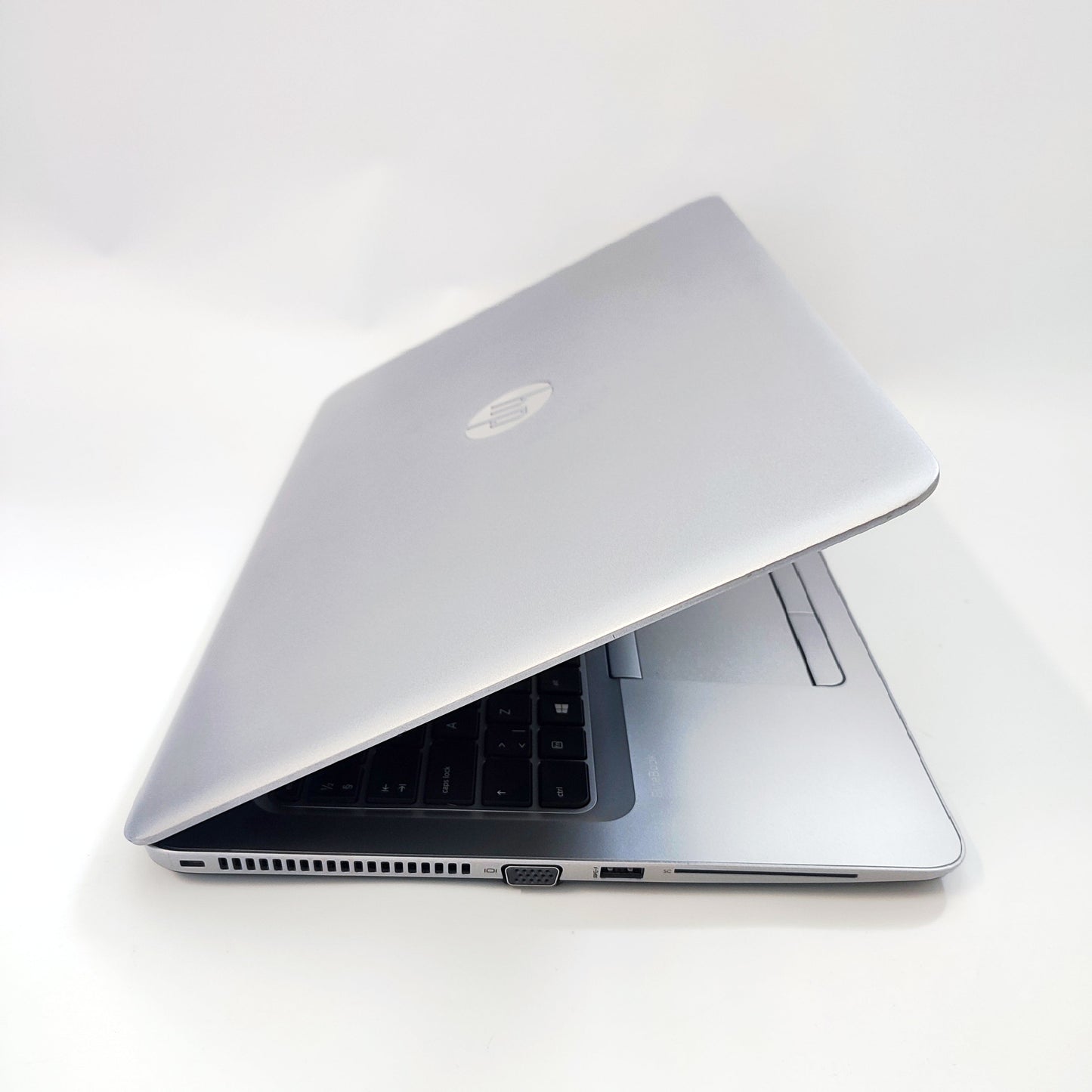 HP EliteBook 850 G3/i5-6200U/16GB/256GB SSD/Intel HD Graphics/15.6″ FHD/ID: 21099
