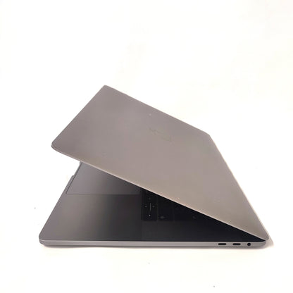 APPLE MacBook Pro A1990 (2018)/i7-8750H/16GB/500GB SSD/AMD/15.4'' Retina/ID: 23631