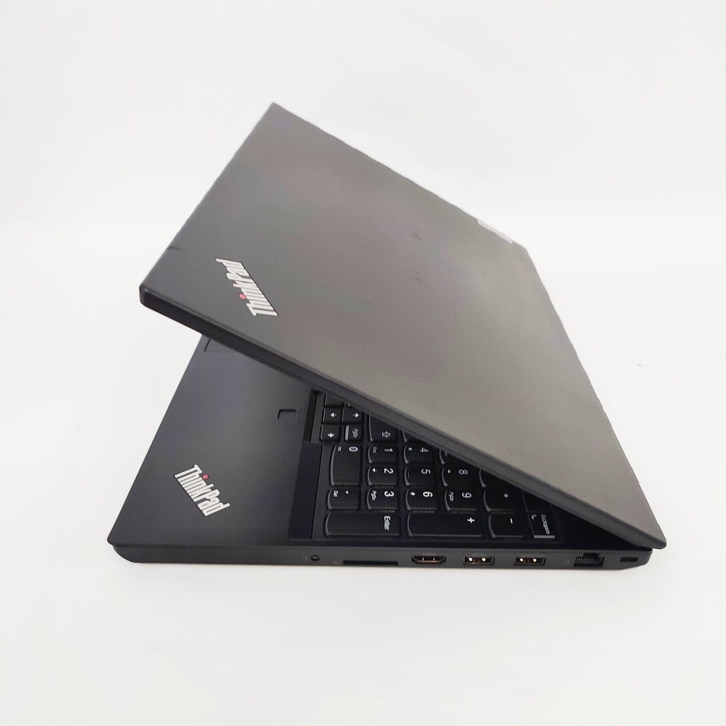LENOVO ThinkPad T15p Gen1/i7-10750H/16GB/500GB SSD/Nvidia Geforce GTX 1050/15.6″ FHD/ID: 21693